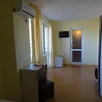 Πανσιόν Kovachevi House 3*