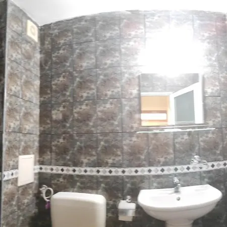 ゲストハウス Kovachevi House