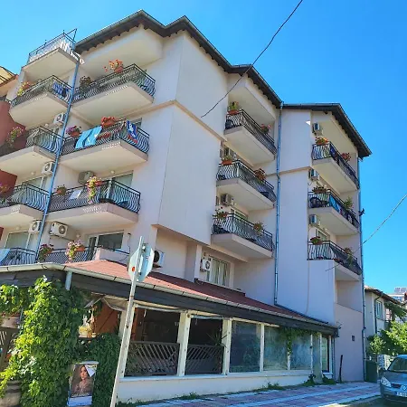 Pensjonat Kovachevi House Primorsko