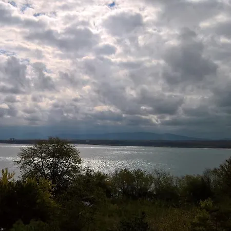 ゲストハウス Kovachevi House