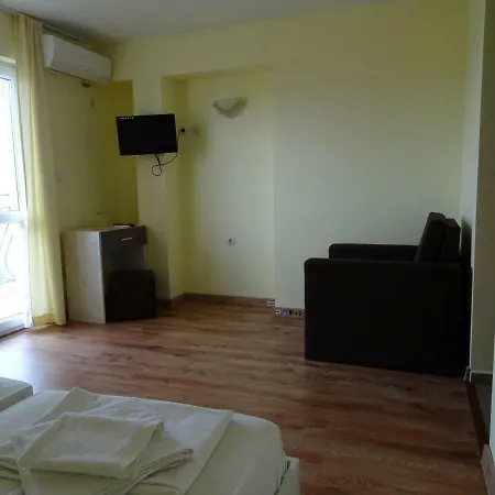 Kovachevi House Pensiune