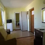 Kovachevi House Pensjonat Primorsko