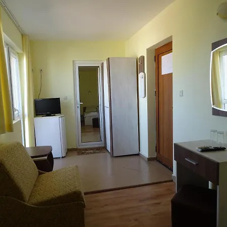 Kovachevi House Pensión Primorsko