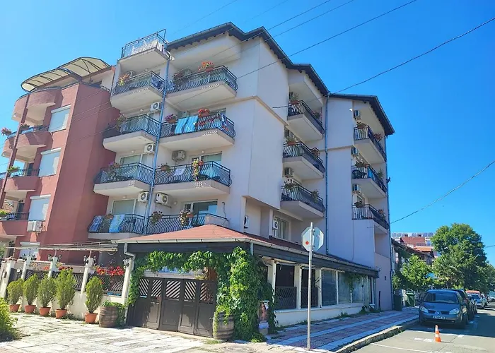 Kovachevi House Πριμόρσκο